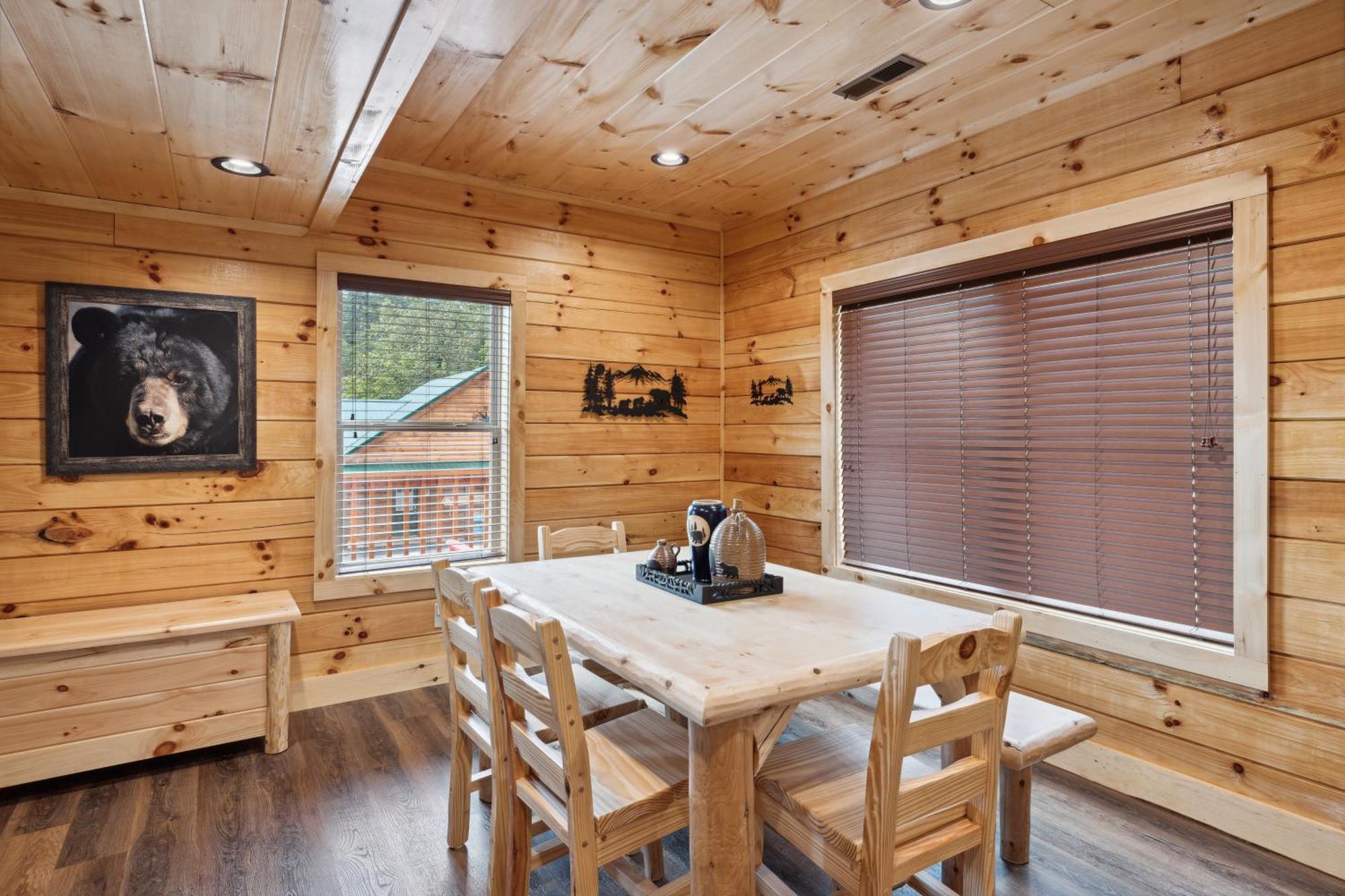 The 3 Bears Is A Newly Built 3 Bedroom Cabin Only 3 Minutes From The Parkway! Pigeon Forge Bagian luar foto