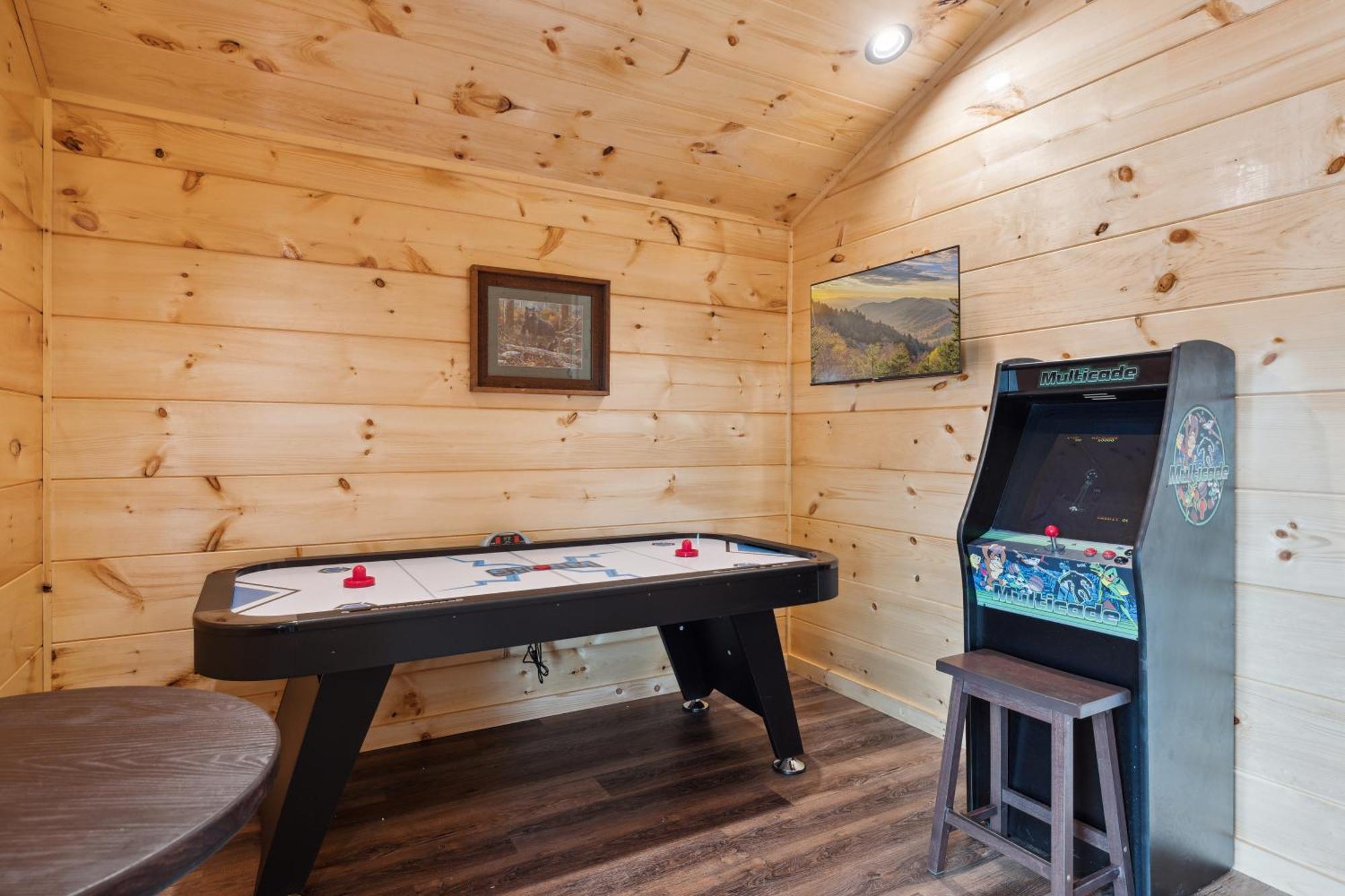 The 3 Bears Is A Newly Built 3 Bedroom Cabin Only 3 Minutes From The Parkway! Pigeon Forge Bagian luar foto